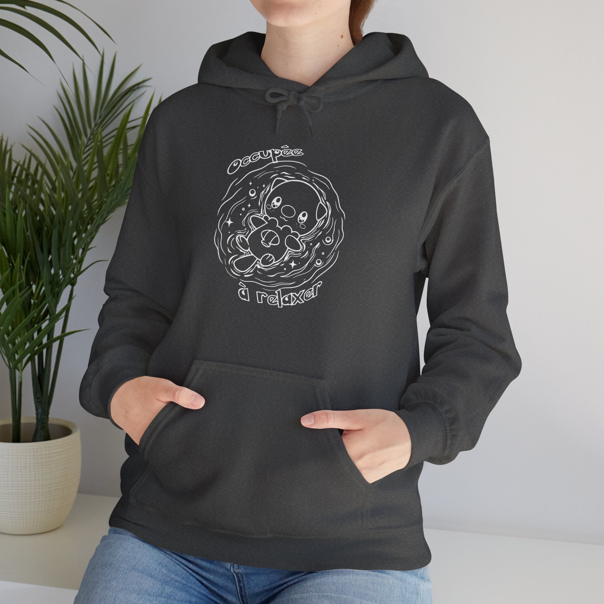 Hoodie inspiré de Moustillon (Oshawott), Occupée à relaxer