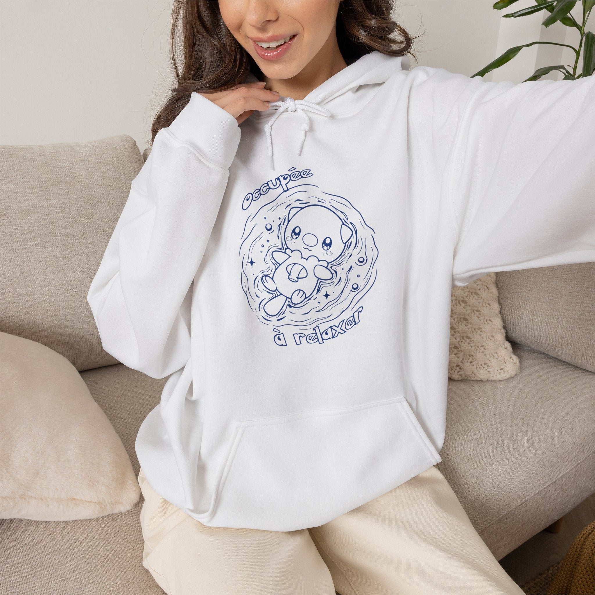 Hoodie inspiré de Moustillon (Oshawott), Occupée à relaxer